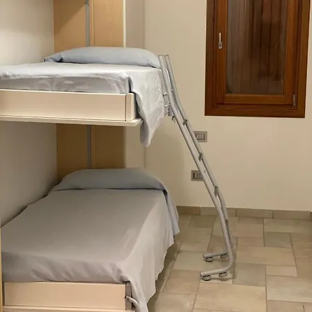 Maison Petra سانتا تيريزا غالّورا